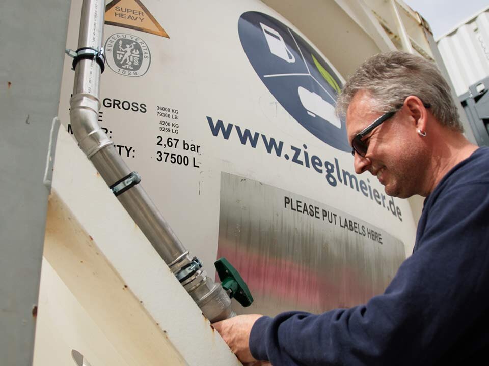 Edelstahl-Tankcontainer