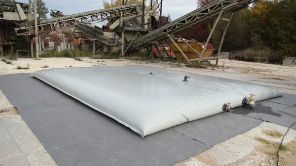 Flexitainer 35.000 L mieten – Mobiler Wassertank / Löschwasserbehälter