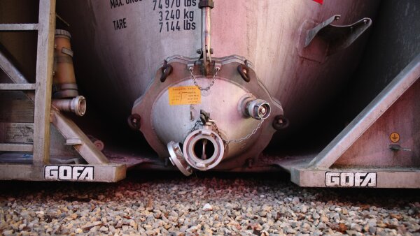 TankTainer 50.000 L mieten – Mobiler Tankcontainer als Wasser- & Löschwassertank